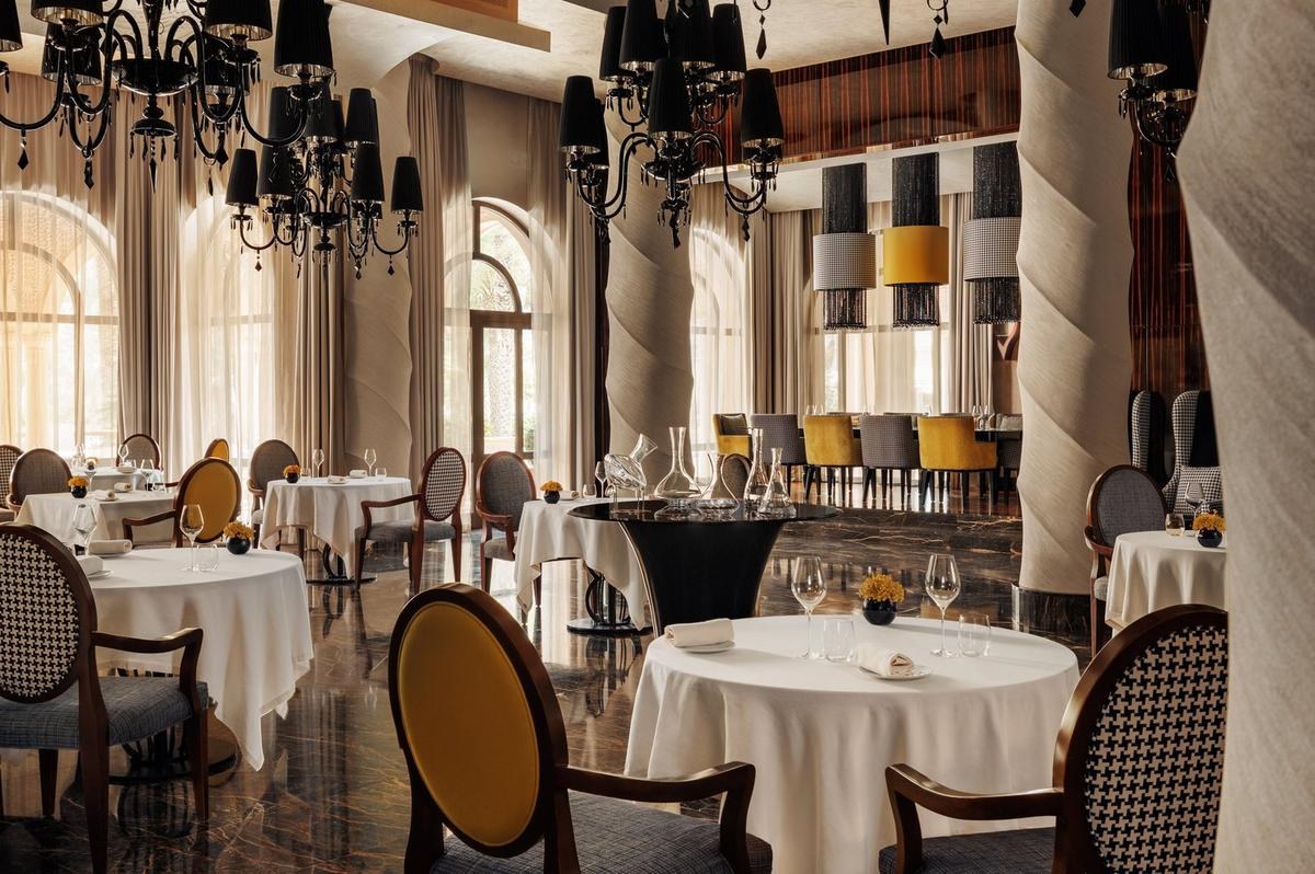STAY by Yannick Alléno dining room at One&Only The Palm